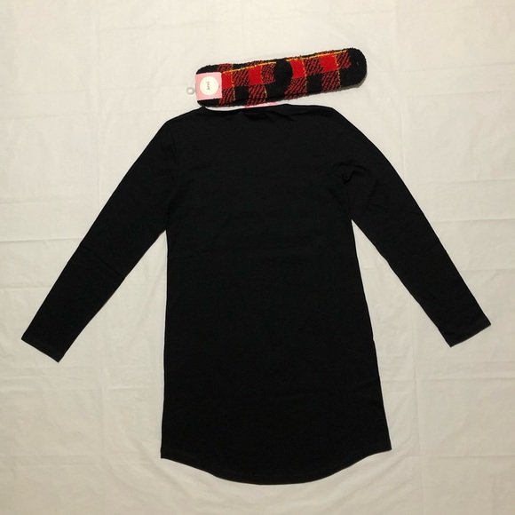 NWT Jenni Women’s Black Graphic Sleepshirt size XS and Red & Black Sock Set - Picture 7 of 12